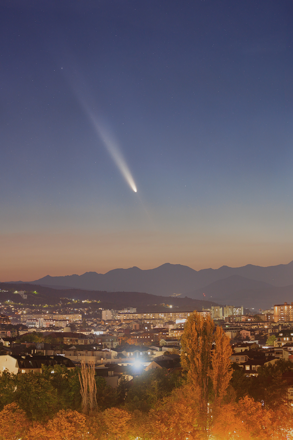 Comet over Skopje